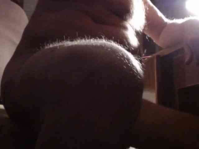 Winter-Cum Live Webcam on BongaCams