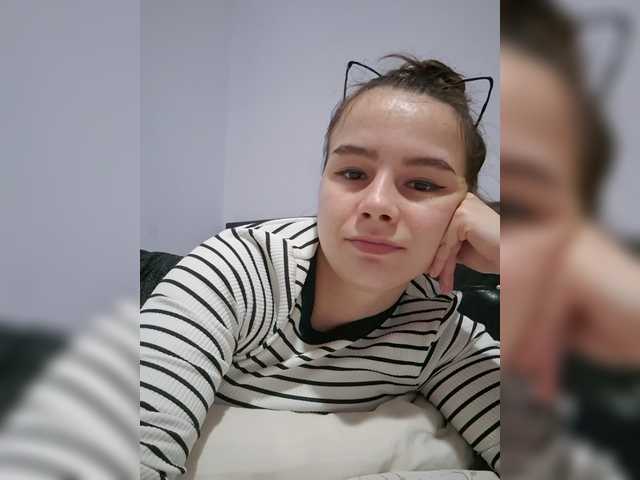Lona-S live cam