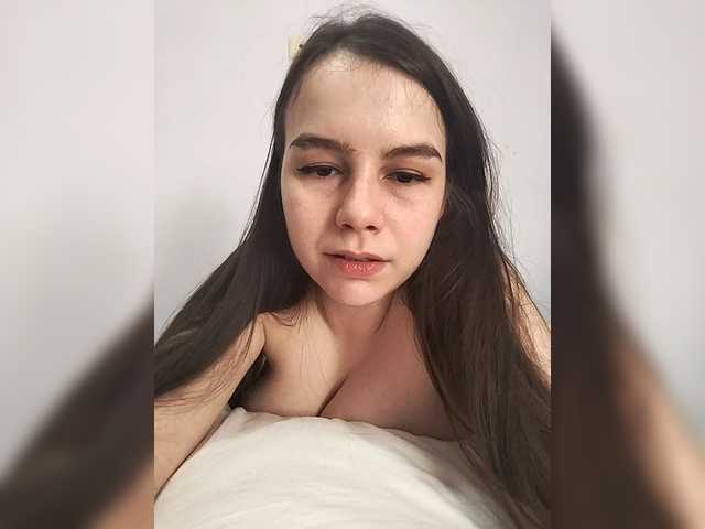 Lona-S's BongaCams show and profile