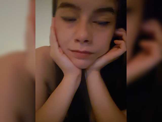 Lona-S live cam on BongaCams