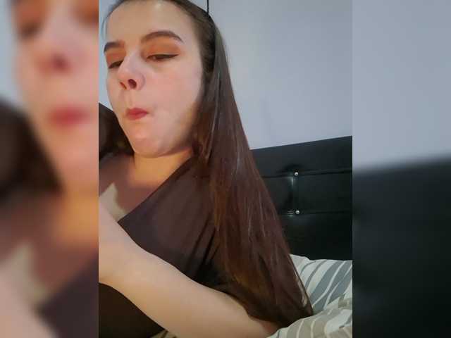 Lona-S live cam on BongaCams