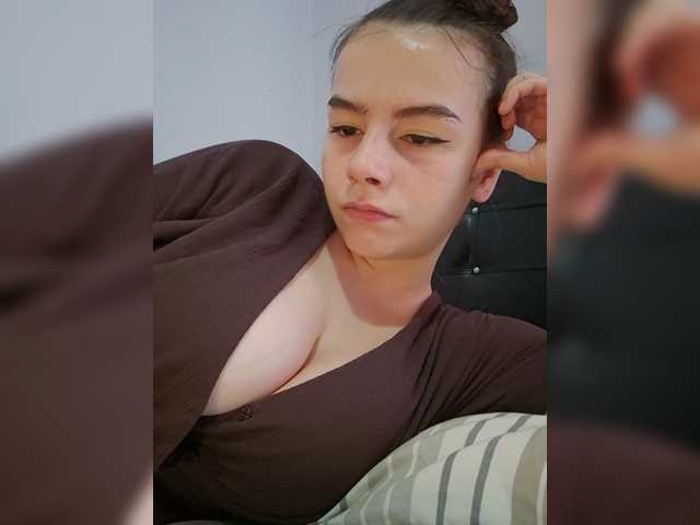 Lona-S live cam on BongaCams