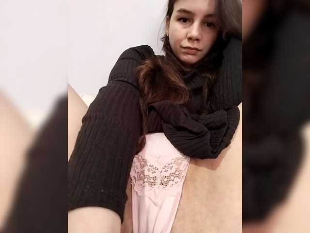 Lona-S's BongaCams show and profile