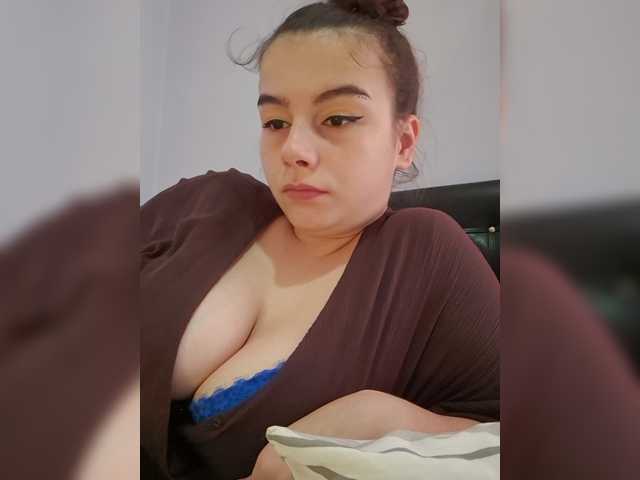 Lona-S live cam on BongaCams