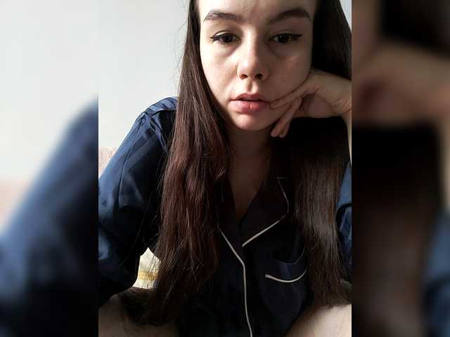 Lona-S's BongaCams show and profile