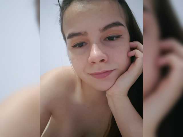 Lona-S live cam on BongaCams