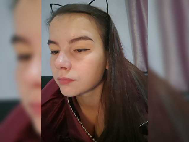 Lona-S, en directo ahora en BongaCams