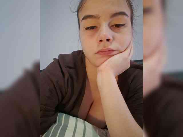 Lona-S - Girl 