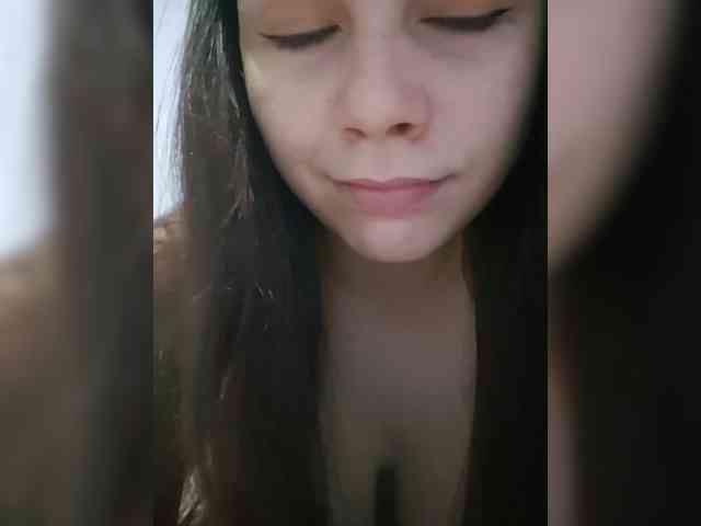 Lona-s's cam show statistics and live stream