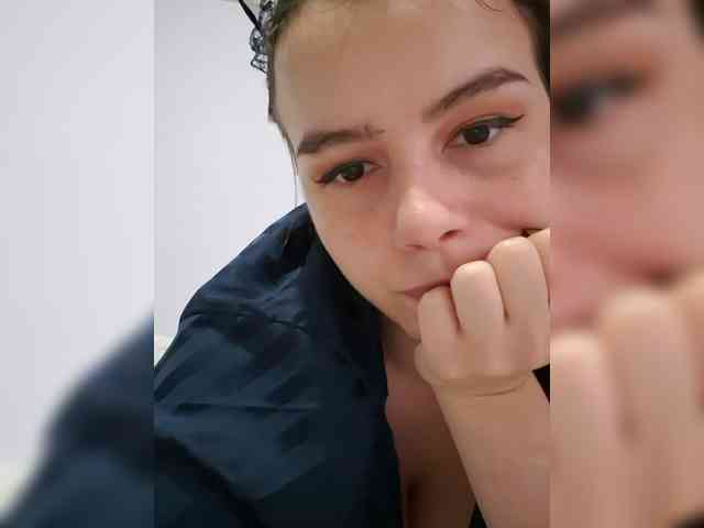Lona-S - Girl 