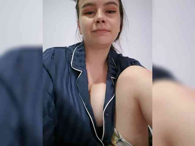 Lona-S Live Webcam on BongaCams