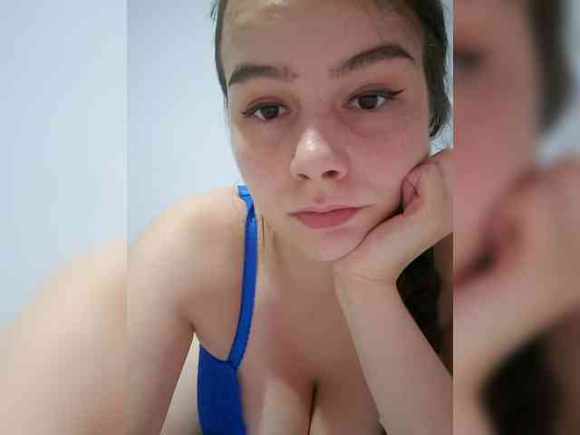 Lona-S Live Webcam on BongaCams