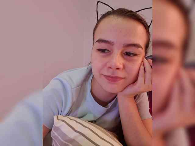 Lona-S - Girl 