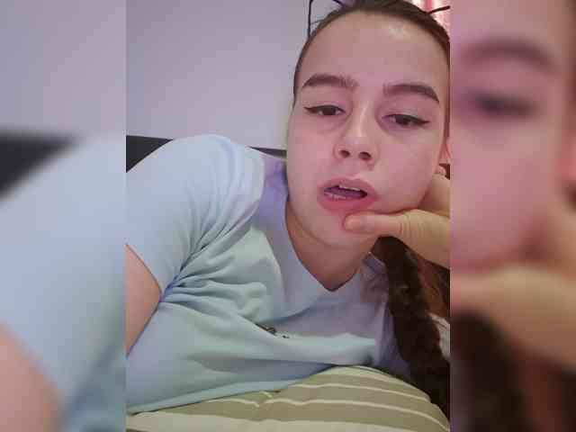 Lona-S - Girl 