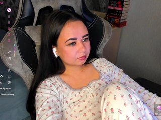 -Carolina- Porn Show
