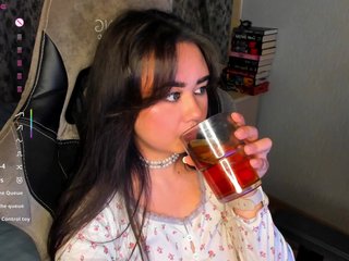 -Carolina- Porn Show