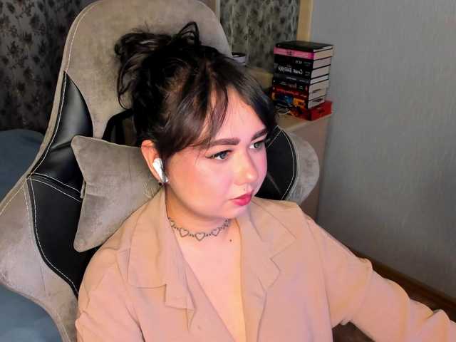 -Carolina-'s BongaCams show and profile