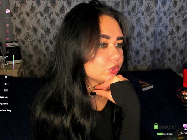 -Carolina- — live female cam