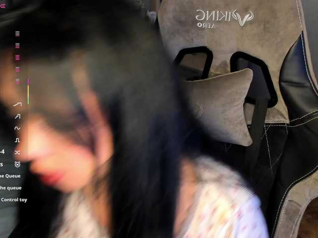 -Carolina- live cam on BongaCams