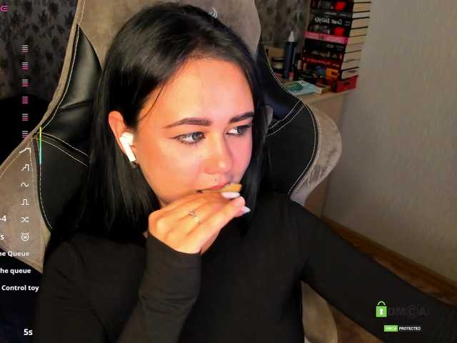 -Carolina- live cam on BongaCams