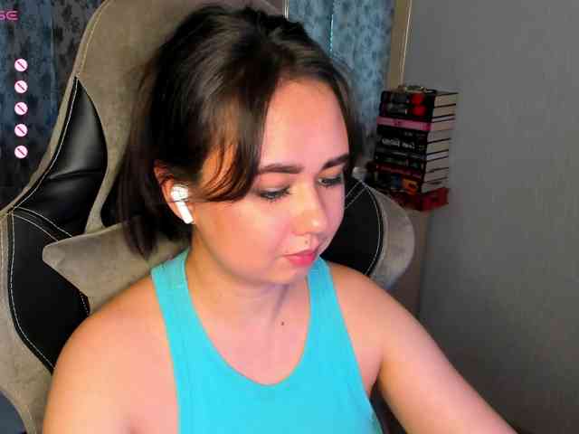 -Carolina- Sex Cam Show