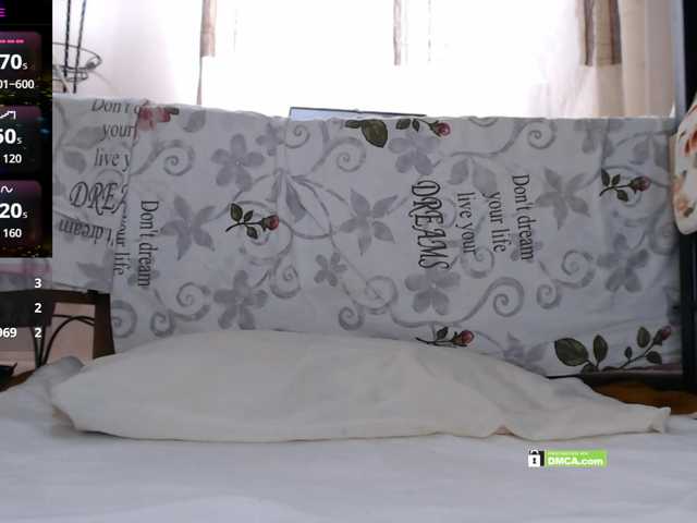 Angelina-1-7 live cam on BongaCams