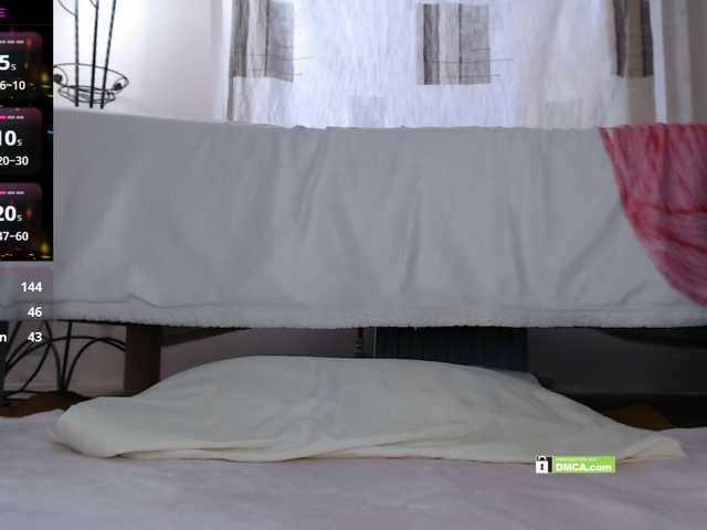 Angelina-1-7 live cam on BongaCams