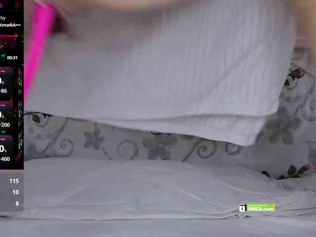 Angelina-1-7 webcam