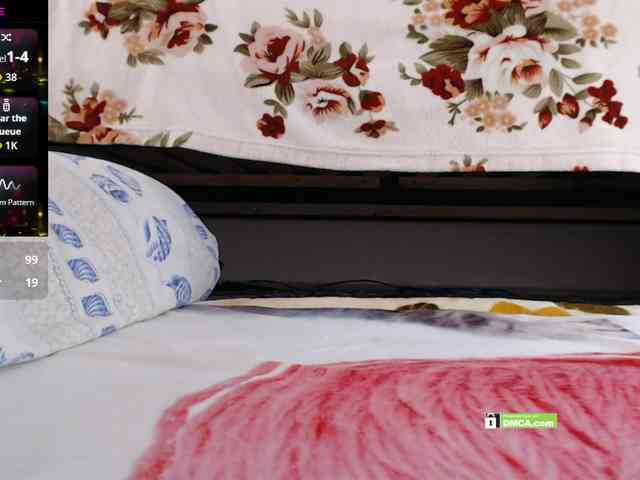 Angelina-1-7 webcam