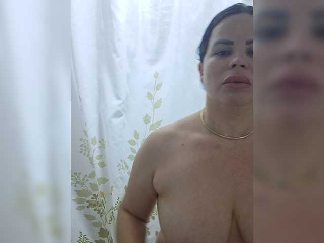 AliceBraga live webcam show