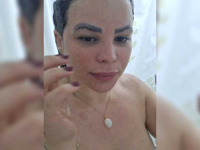 AliceBraga live webcam show