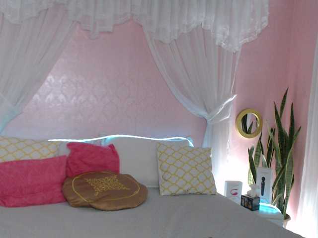 AliceBraga live cam on BongaCams