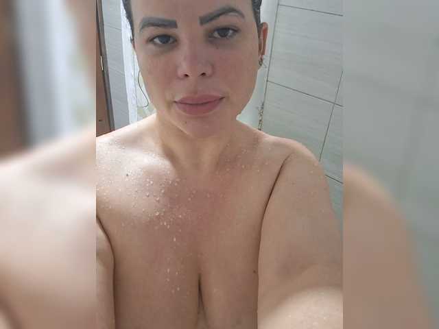 AliceBraga live webcam show