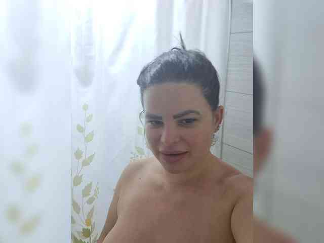 Modelo: AliceBraga