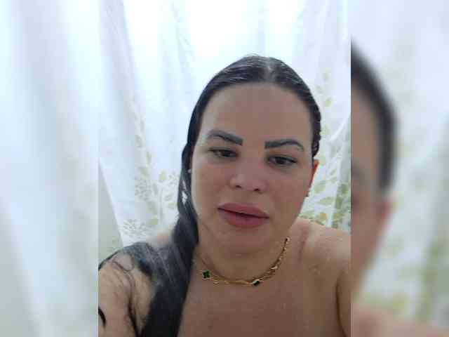 AliceBraga webcam
