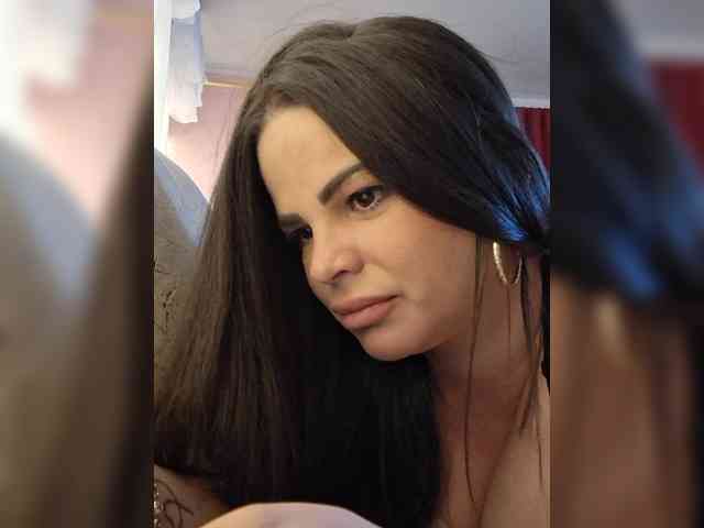 Modelo: AliceBraga