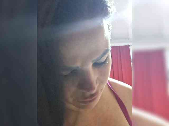 AliceBraga webcam