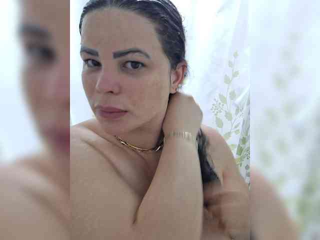 AliceBraga webcam