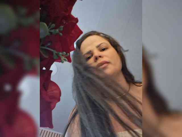 AliceBraga webcam
