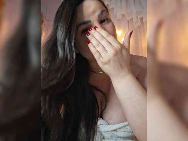 AliceBraga webcam
