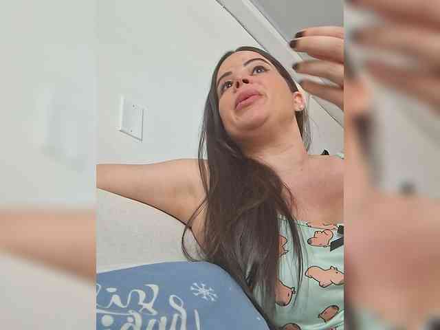 AliceBraga webcam
