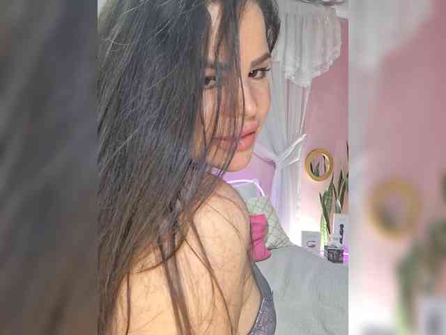 AliceBraga webcam