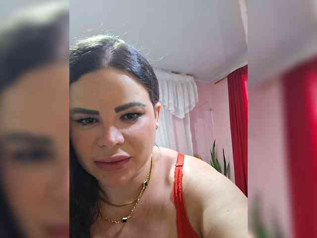 AliceBraga webcam