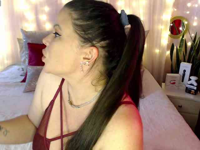 AliceBraga webcam