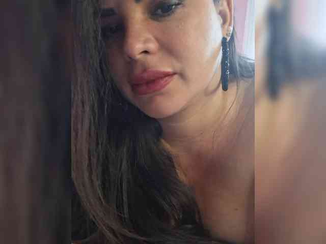 AliceBraga webcam
