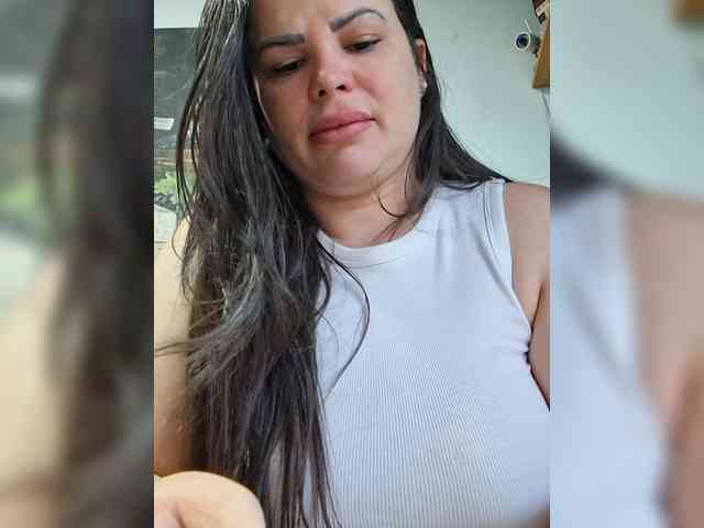 AliceBraga webcam