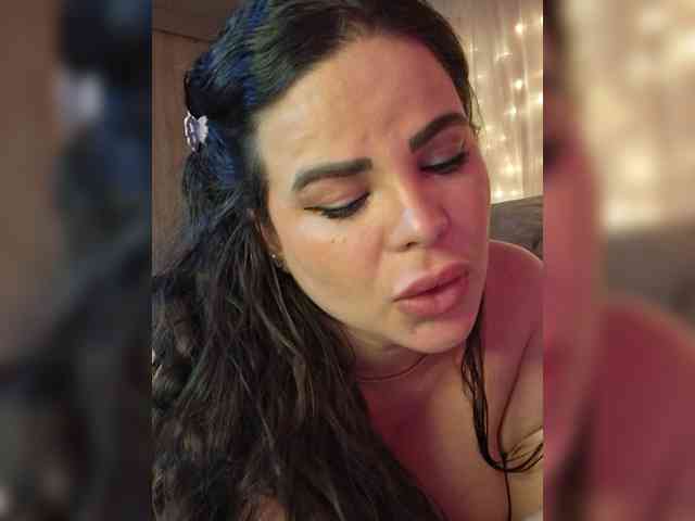 AliceBraga webcam