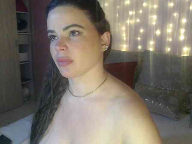 AliceBraga webcam