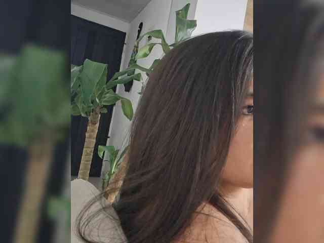 Modelo: AliceBraga