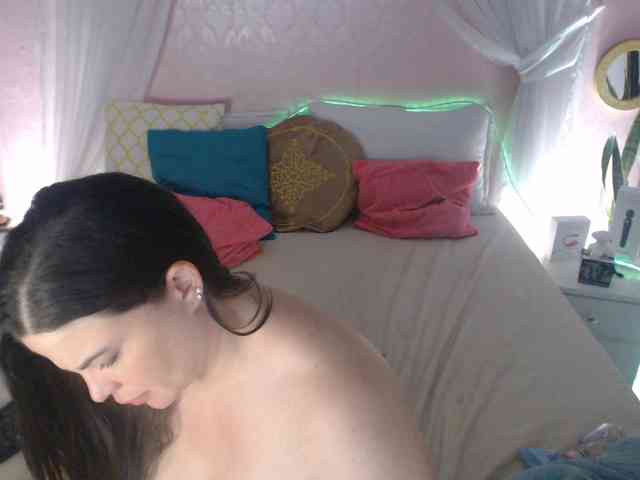 AliceBraga webcam